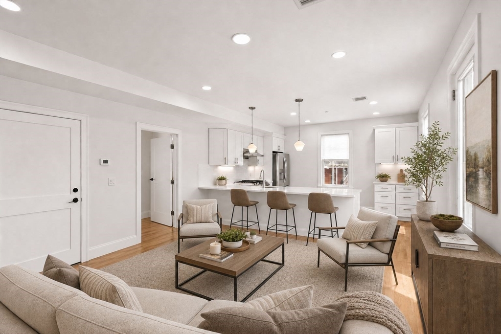 4 Wakefield Ave #4 Wakefield, MA 01880