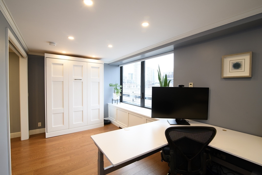 65 East India Row #9C Boston, MA 02110