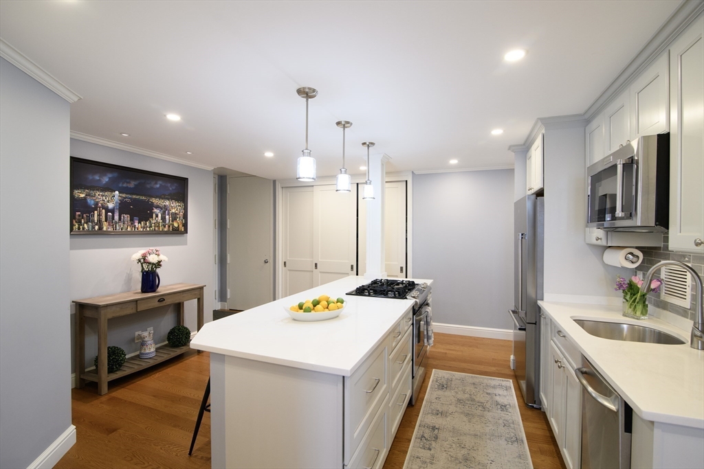 65 East India Row #9C Boston, MA 02110