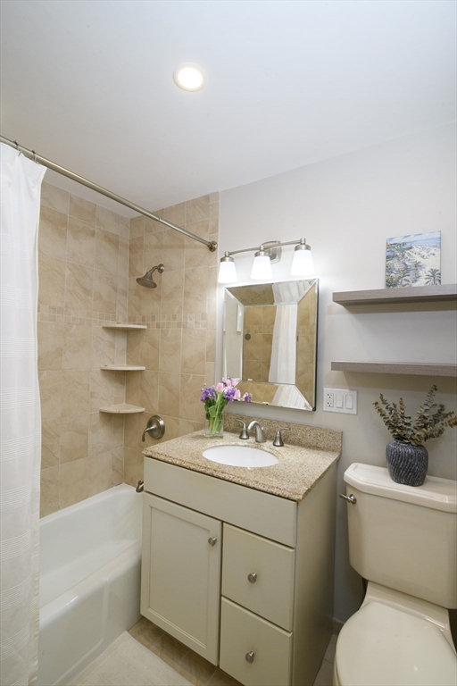 65 East India Row #9C Boston, MA 02110