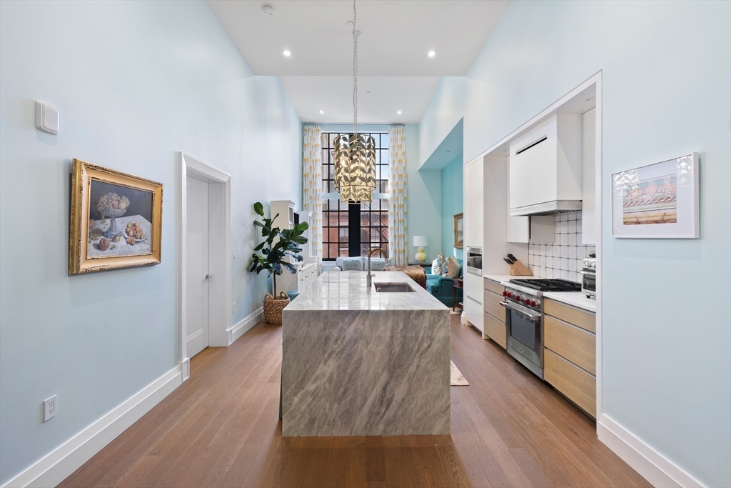 45 Temple St #410
