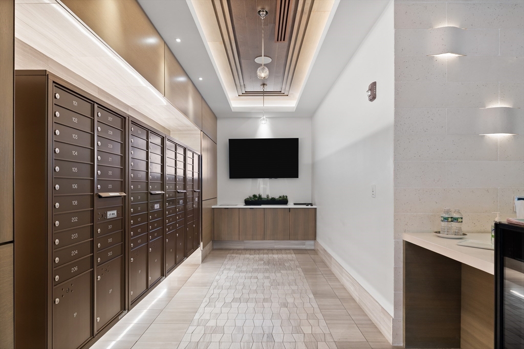 45 Temple St #410 Boston, MA 02114