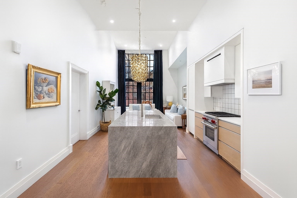 45 Temple St #410 Boston, MA 02114