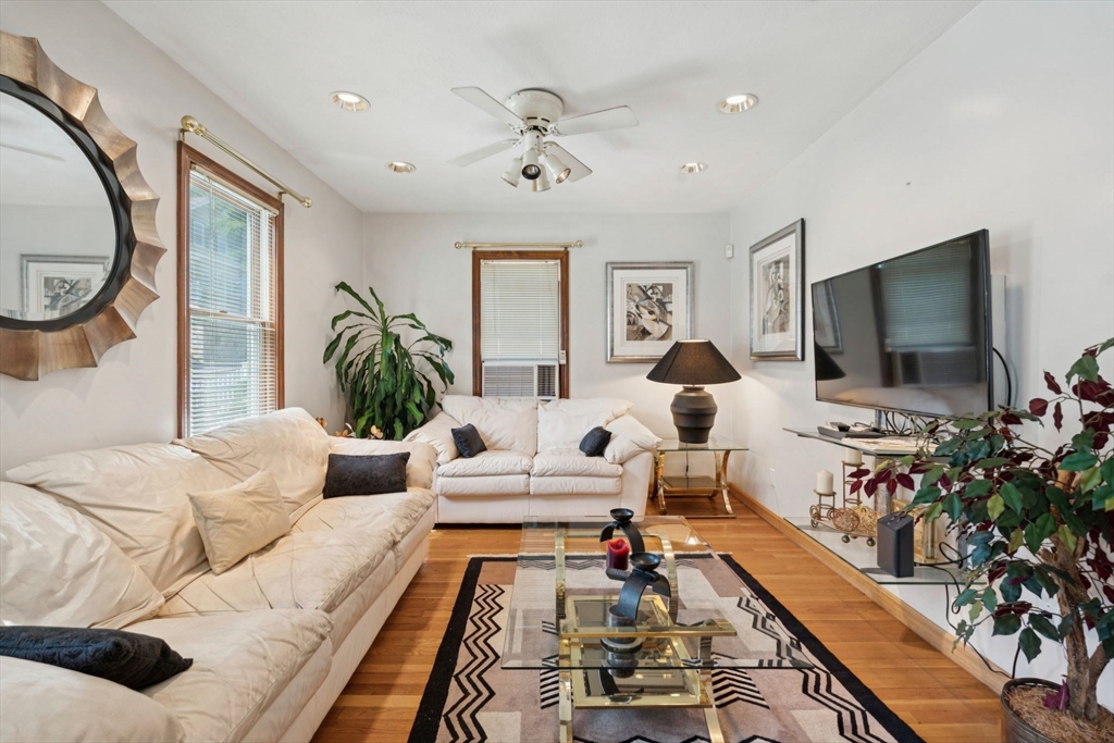 42 Woodland Rd Wakefield, MA 01880