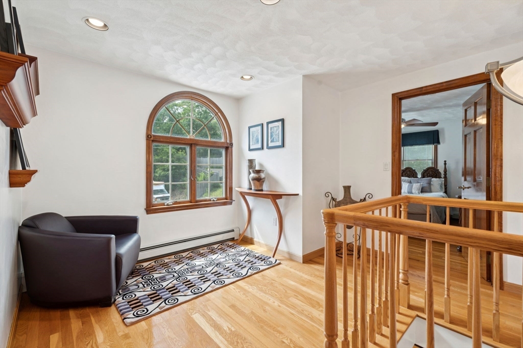 42 Woodland Rd Wakefield, MA 01880