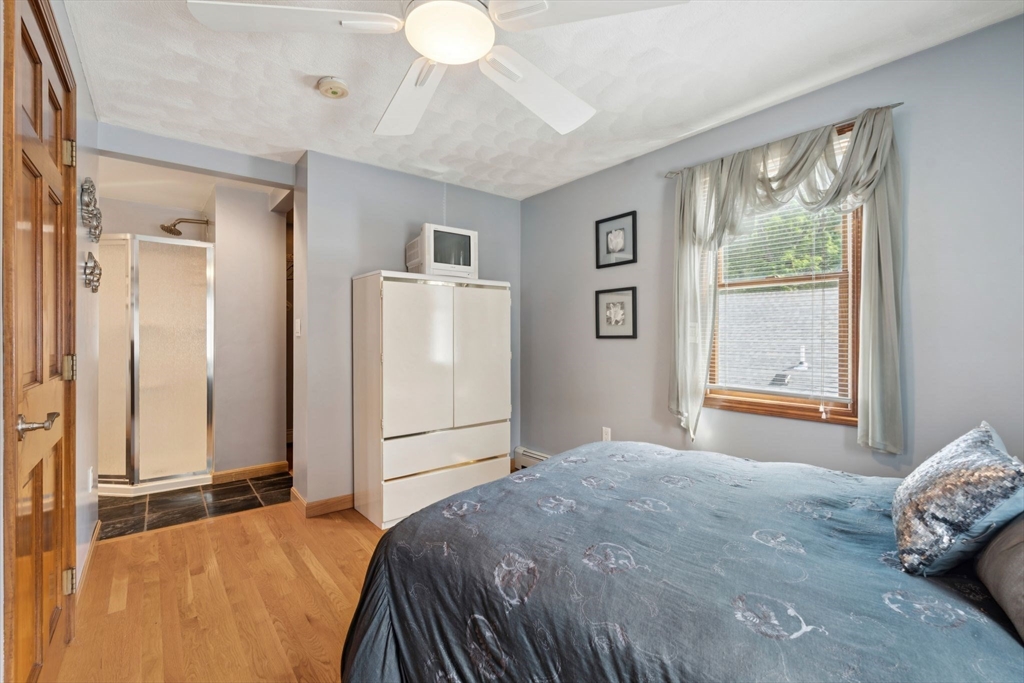 42 Woodland Rd Wakefield, MA 01880