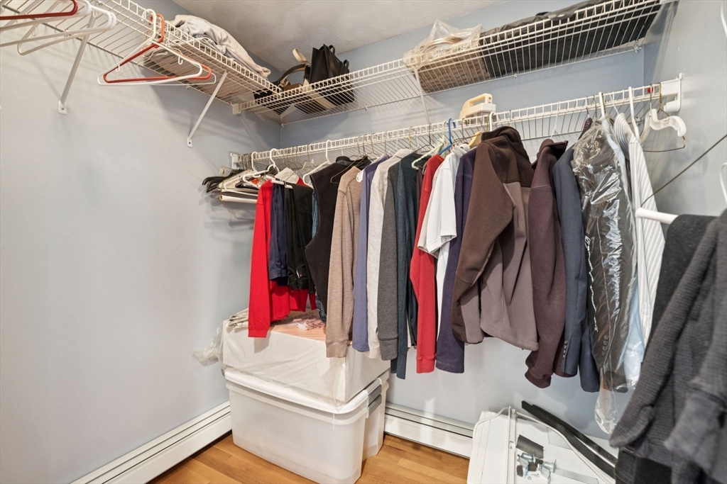 42 Woodland Rd Wakefield, MA 01880