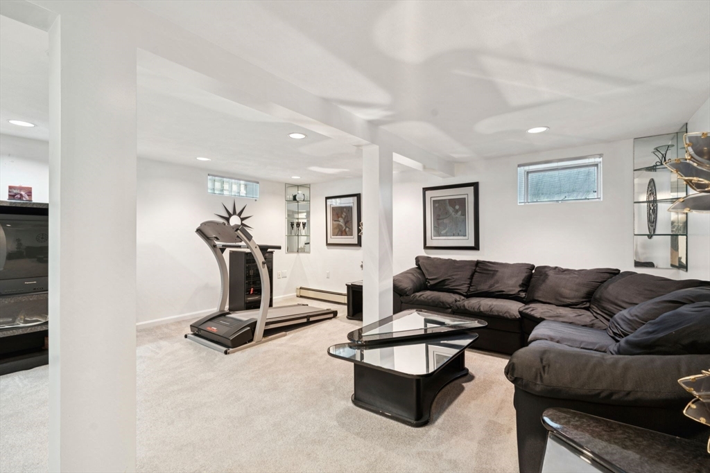 42 Woodland Rd Wakefield, MA 01880