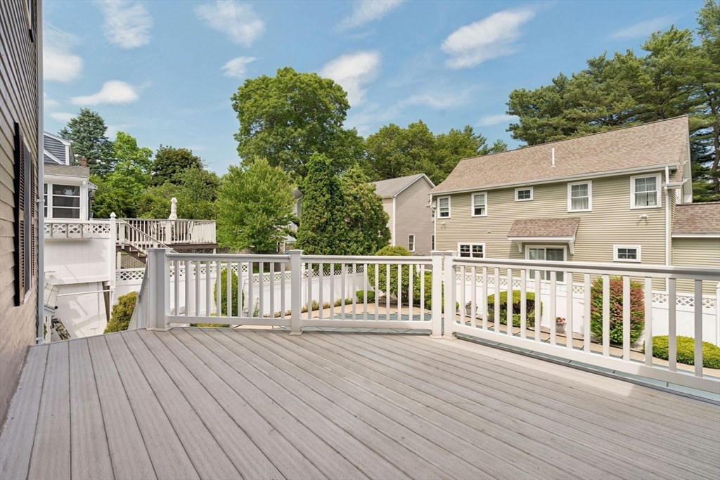 42 Woodland Rd Wakefield, MA 01880