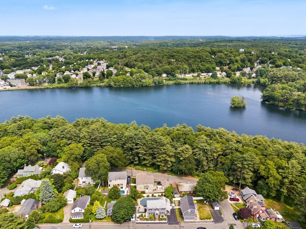 42 Woodland Rd Wakefield, MA 01880