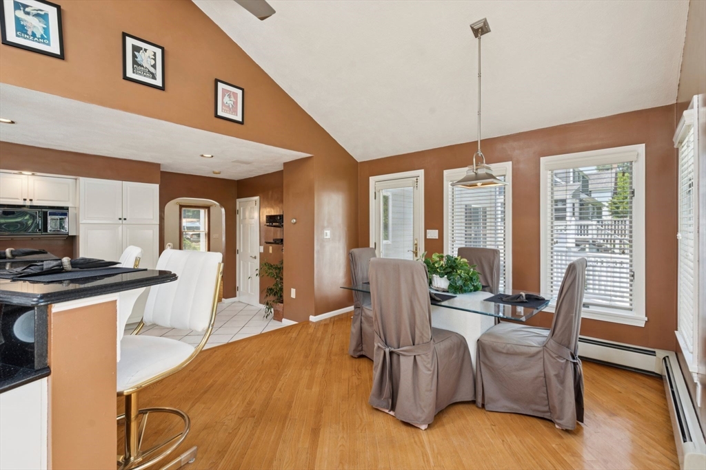 42 Woodland Rd Wakefield, MA 01880