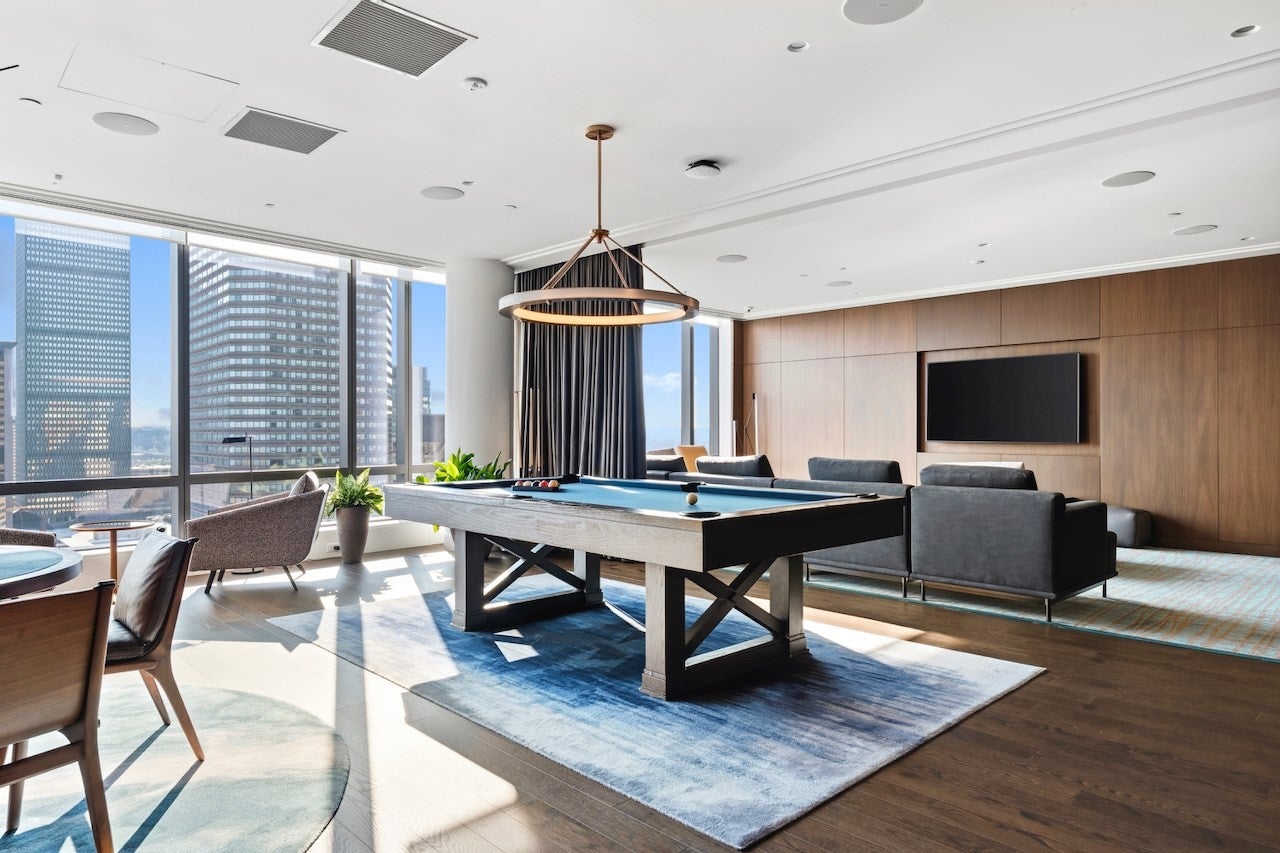 430 uart St #32A Boston, MA 02116