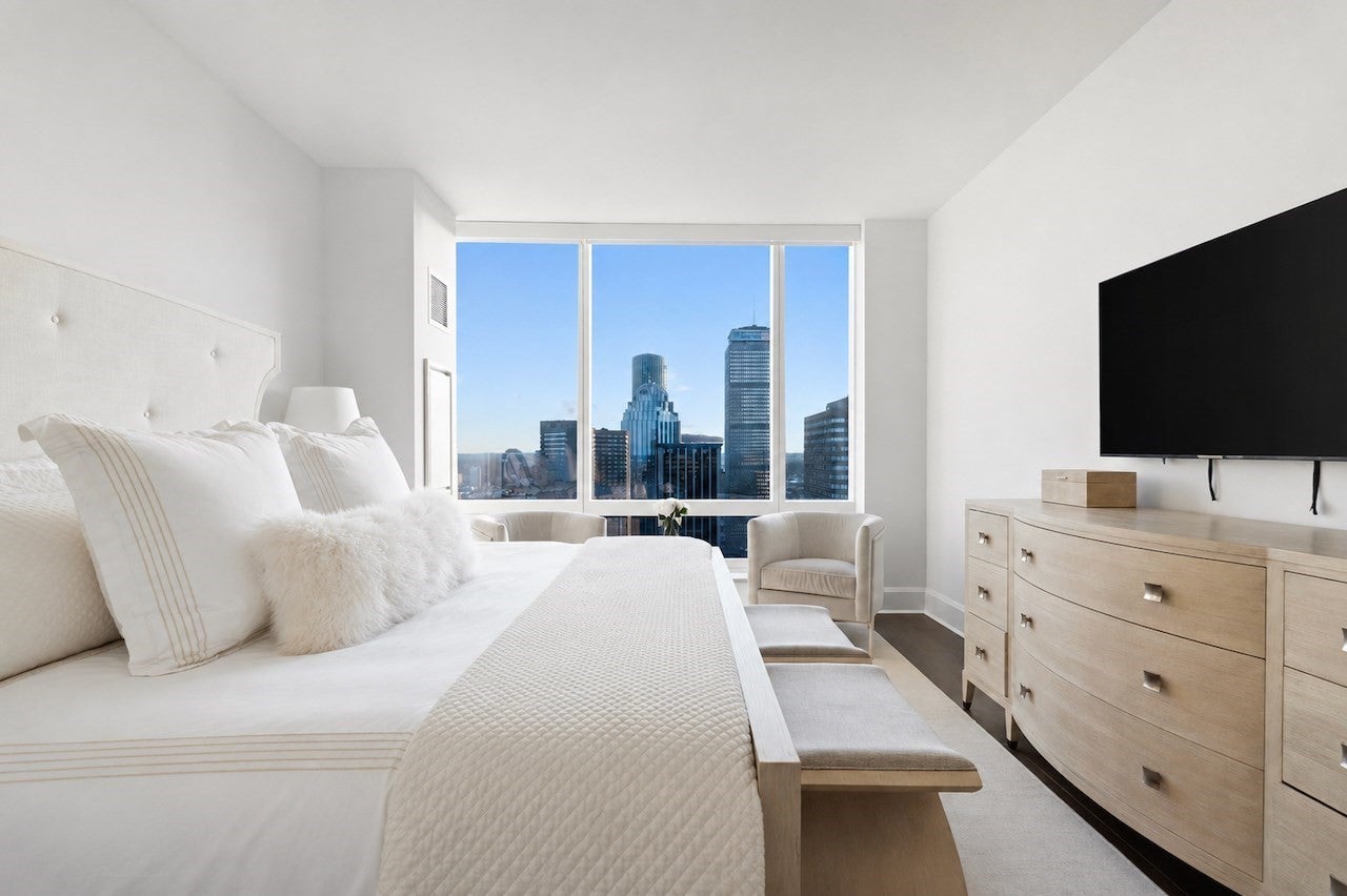 430 uart St #32A Boston, MA 02116